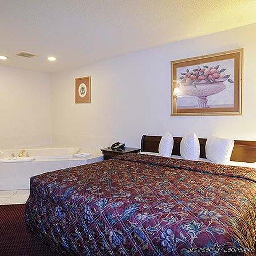 Days Inn By Wyndham Calumet Park מראה חיצוני תמונה